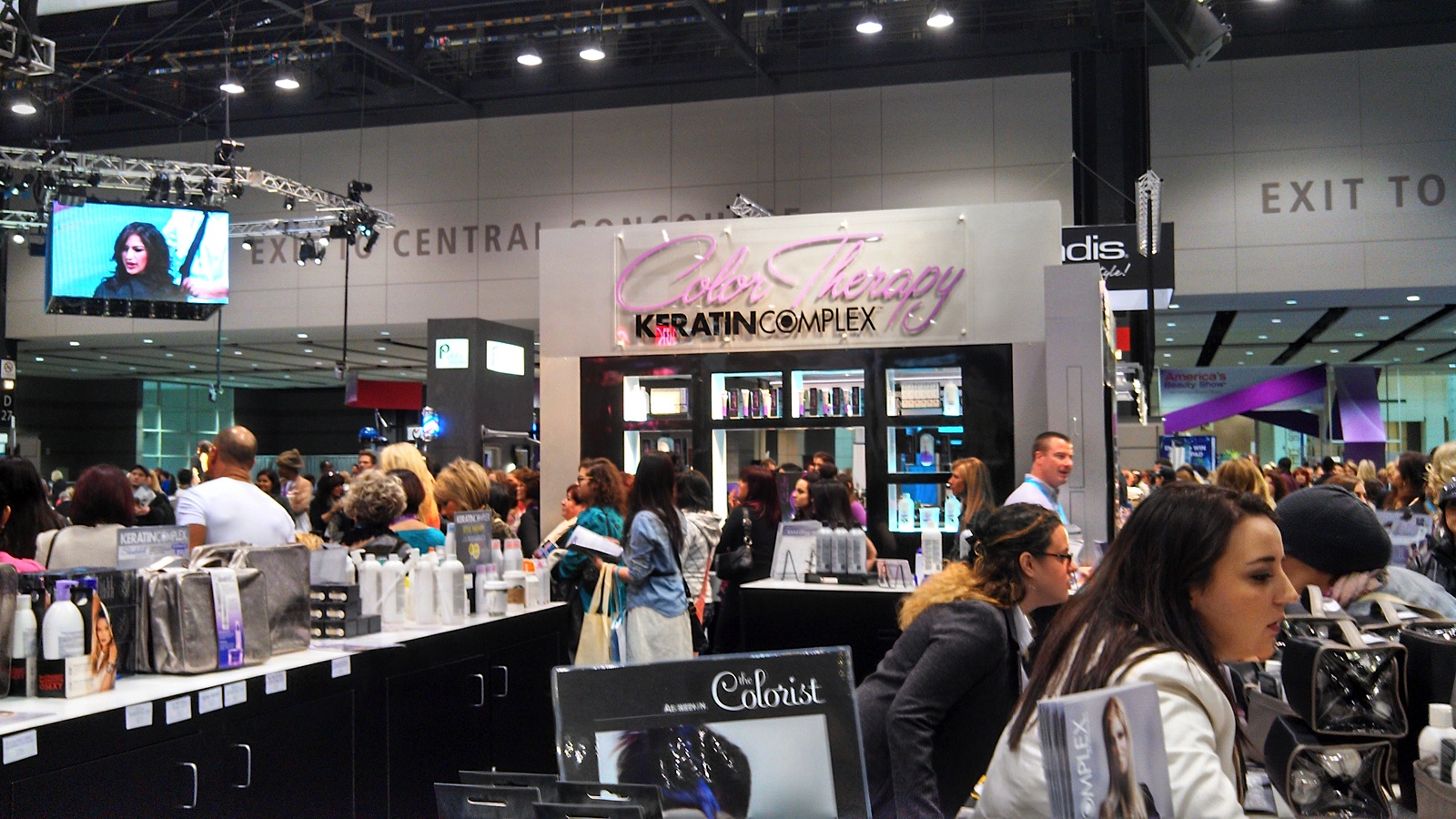 Coppola Keratin Complex booth