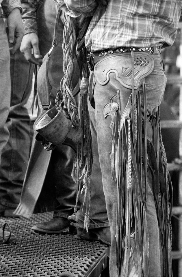 rope-stirrup-chaps.jpg