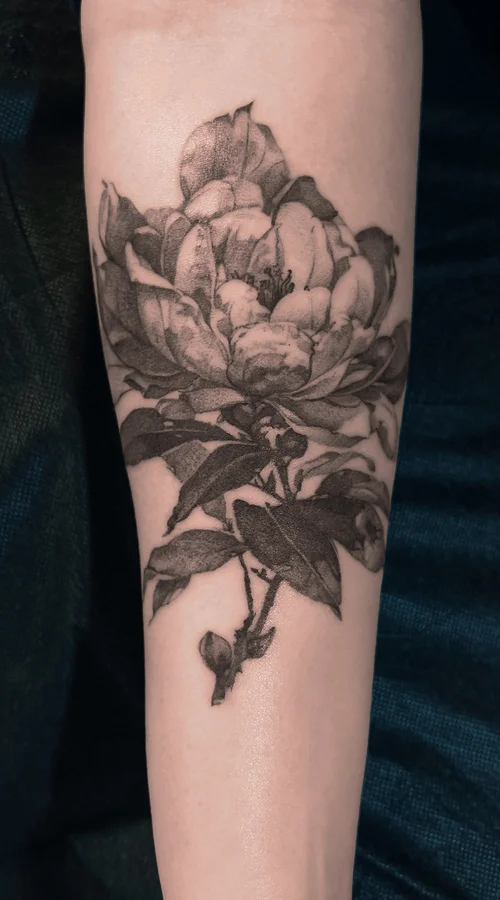 Floral tattoo by David Allen