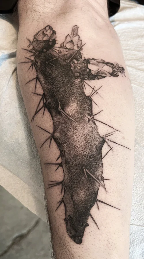 Floral tattoo by David Allen