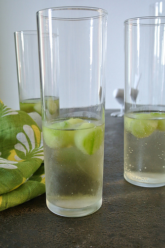 msv - knoxzine - (liquid) diamonds & (cucumber) pearls medium.jpg