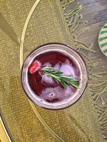 thanksgiving 2017 raspberry and currant cocktail.jpeg