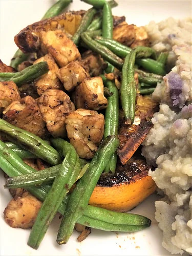 balsamic tempeh oranges and haricots verts detail.jpg