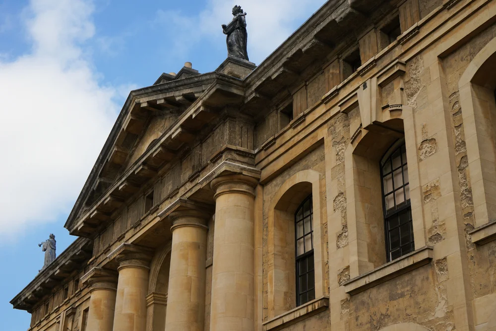 Sheldonian Theatre2 Oxford.jpg