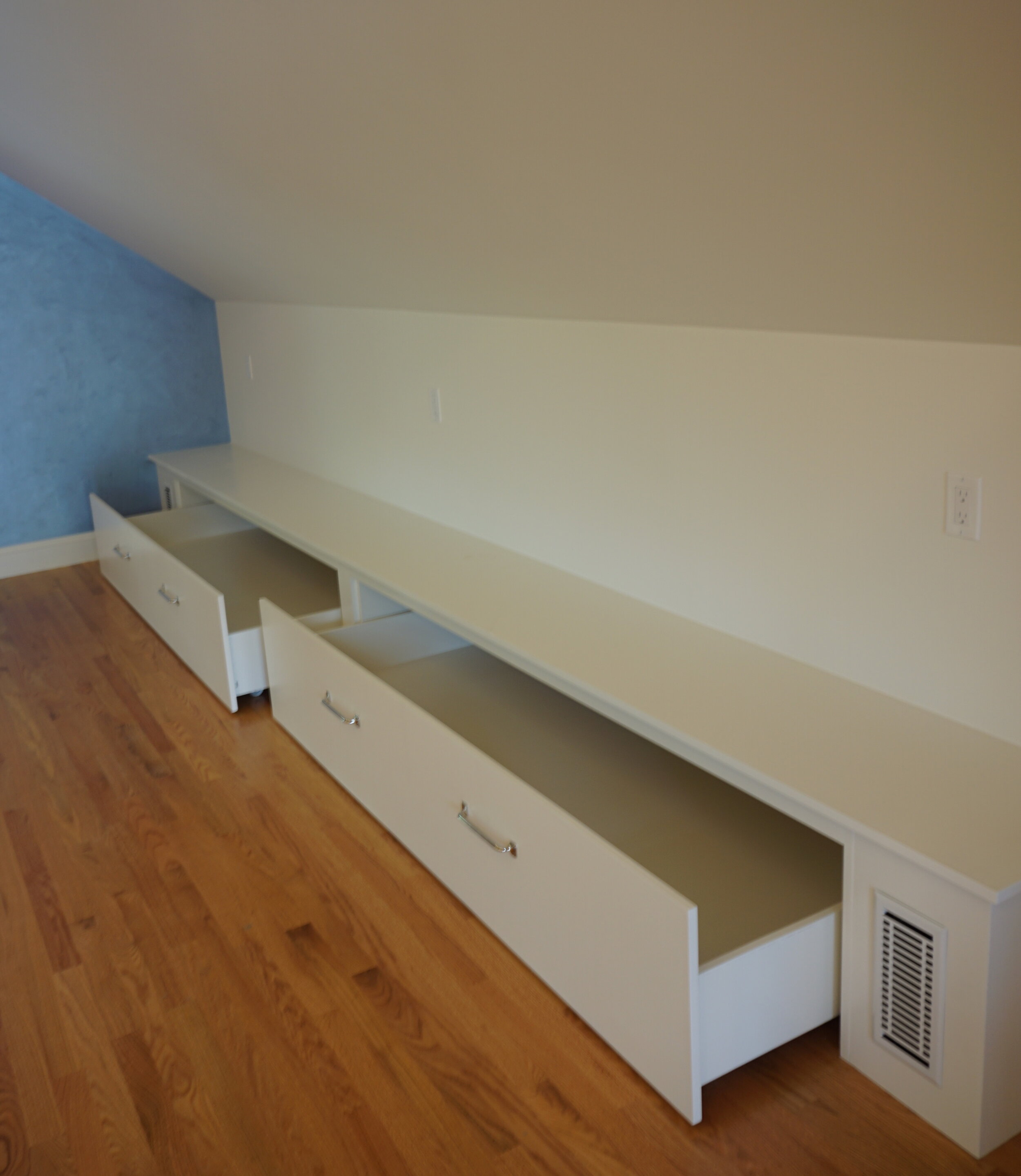TDD Domilici Phillips Pool House Attic Trundle Beds website.jpeg