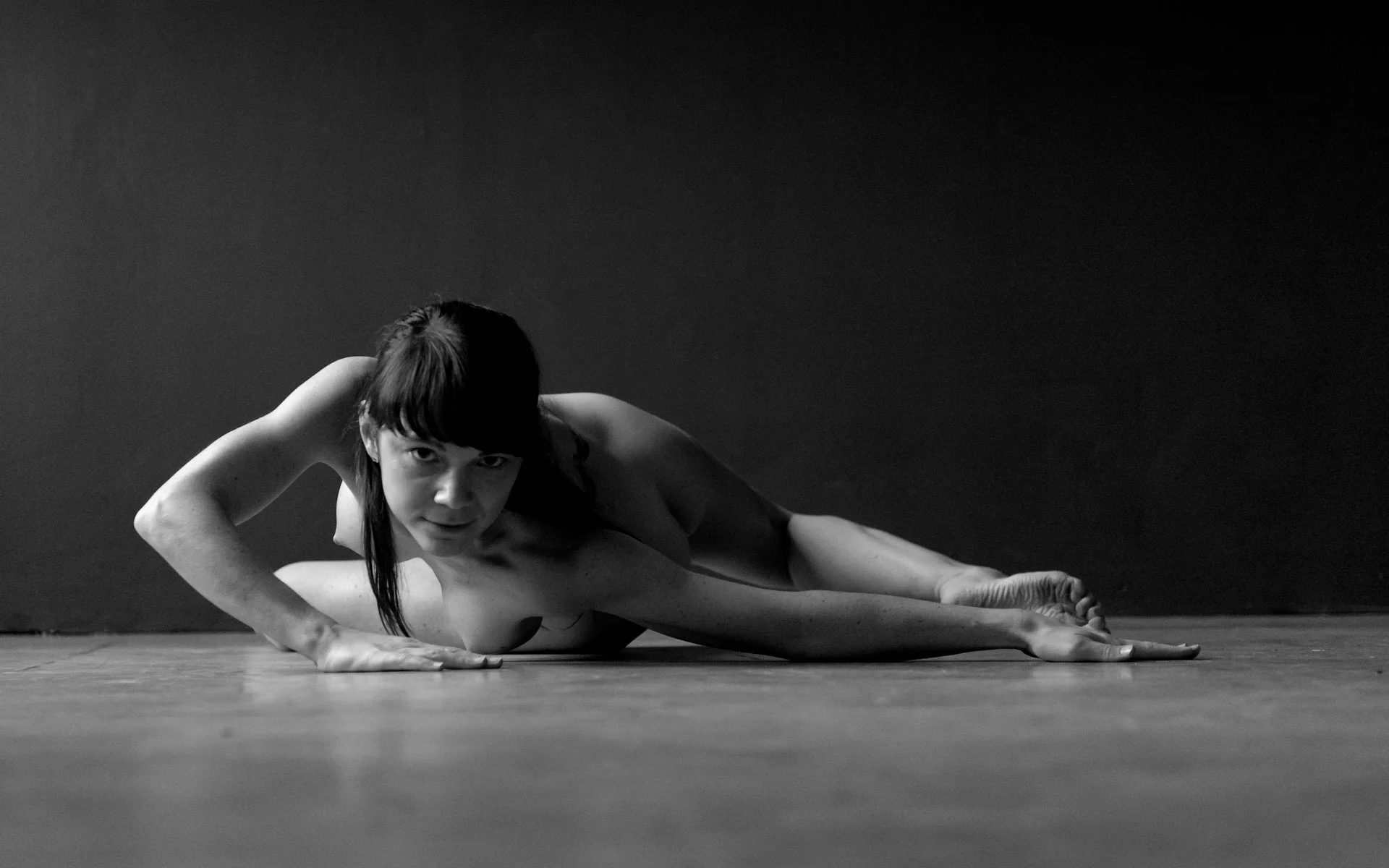 Rick-Hulbert-Nude-Figures-09.jpg