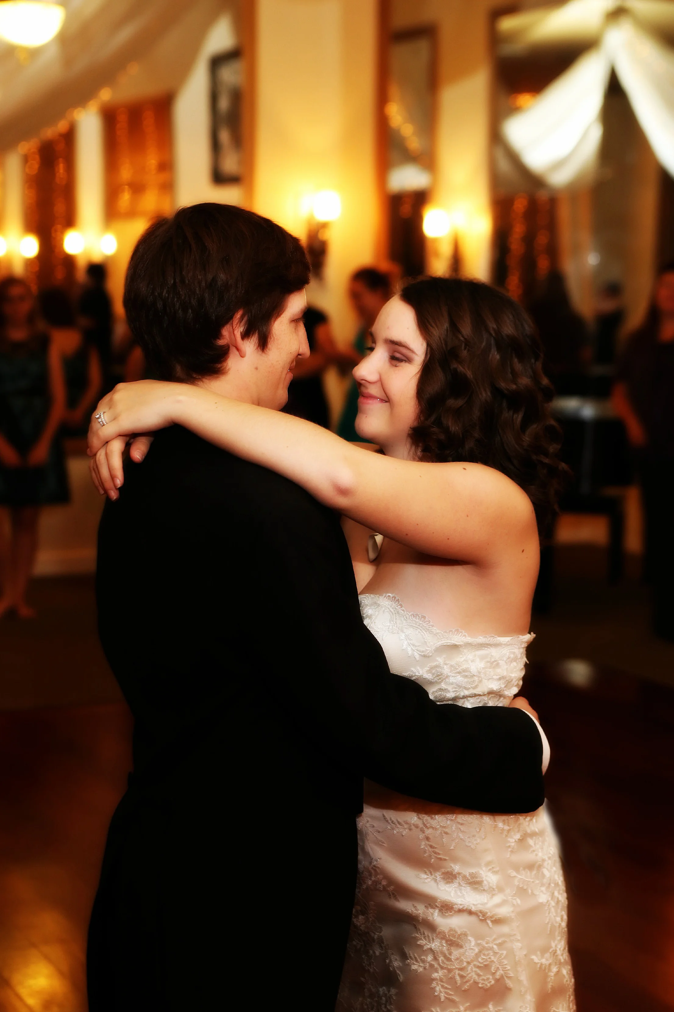 Bountiful candid wedding photography