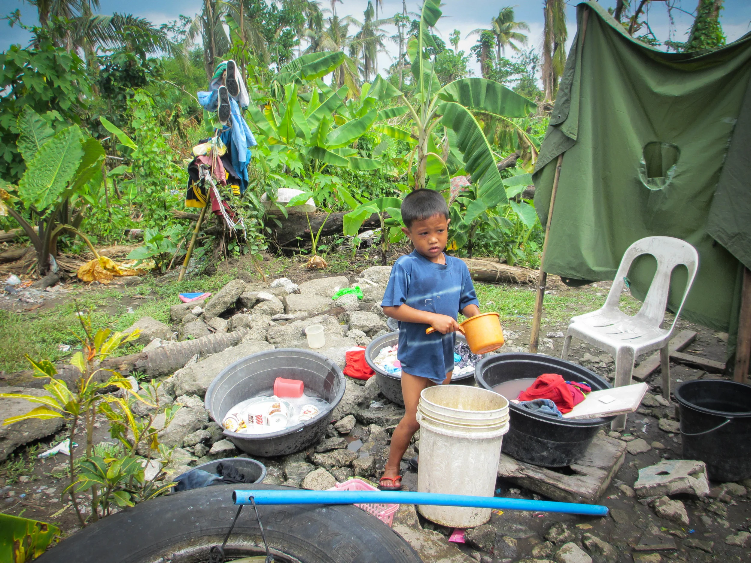 Philippines: Typhoon Survivors Face Obstacles to Recovery