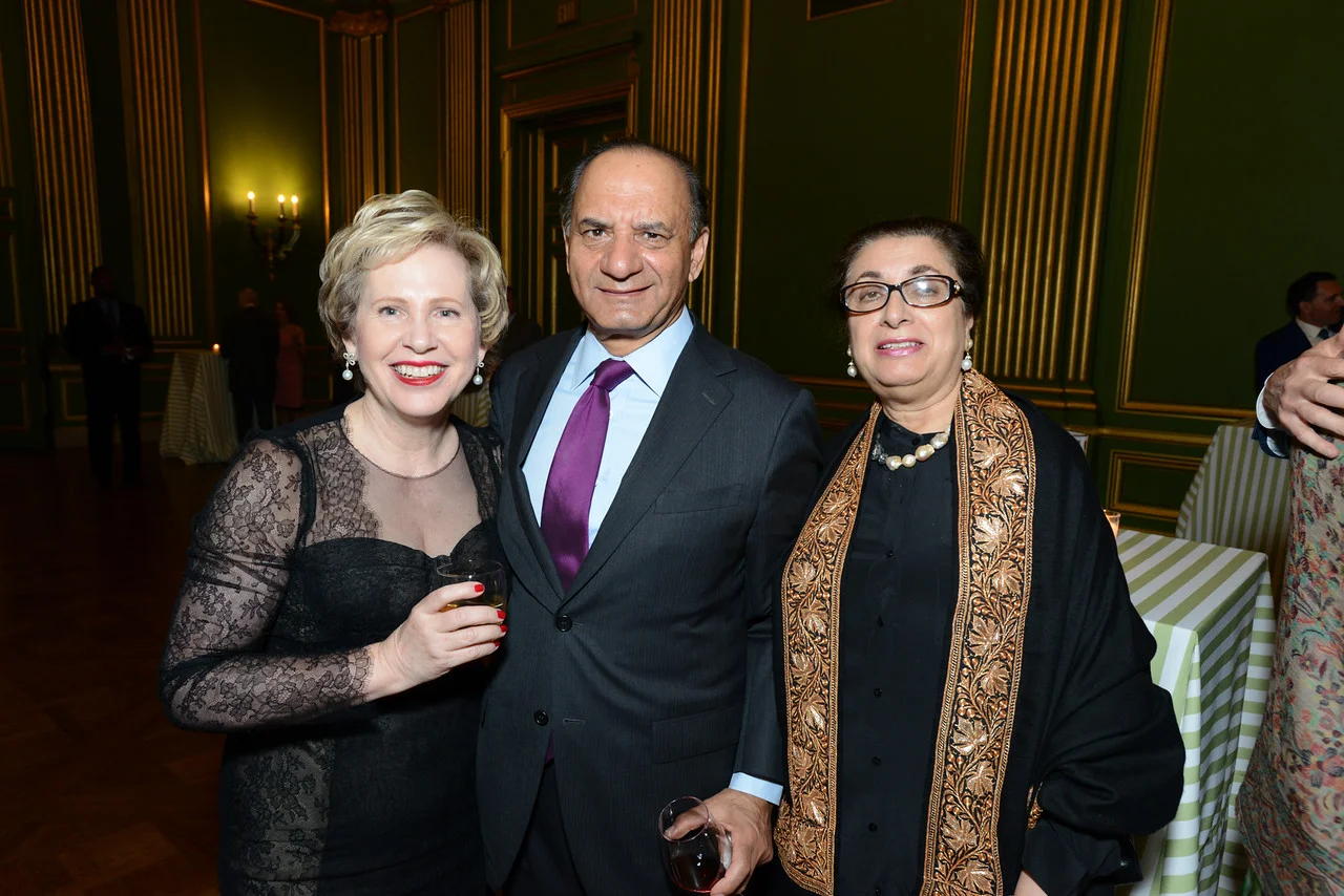 RI Board Member Lisa Barry, RI Board Chair Emeritus Farooq Kathwari, Farida Kathwari.