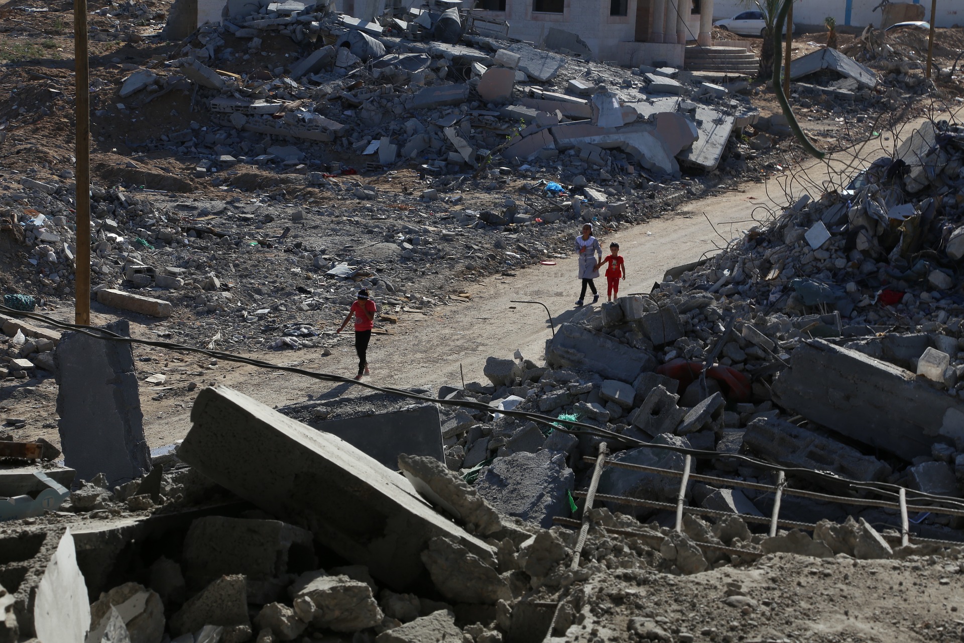 U.S. Humanitarian and Development Organizations Urge Trump Administration To Restore Funding for Programs for Vulnerable Palestinians  