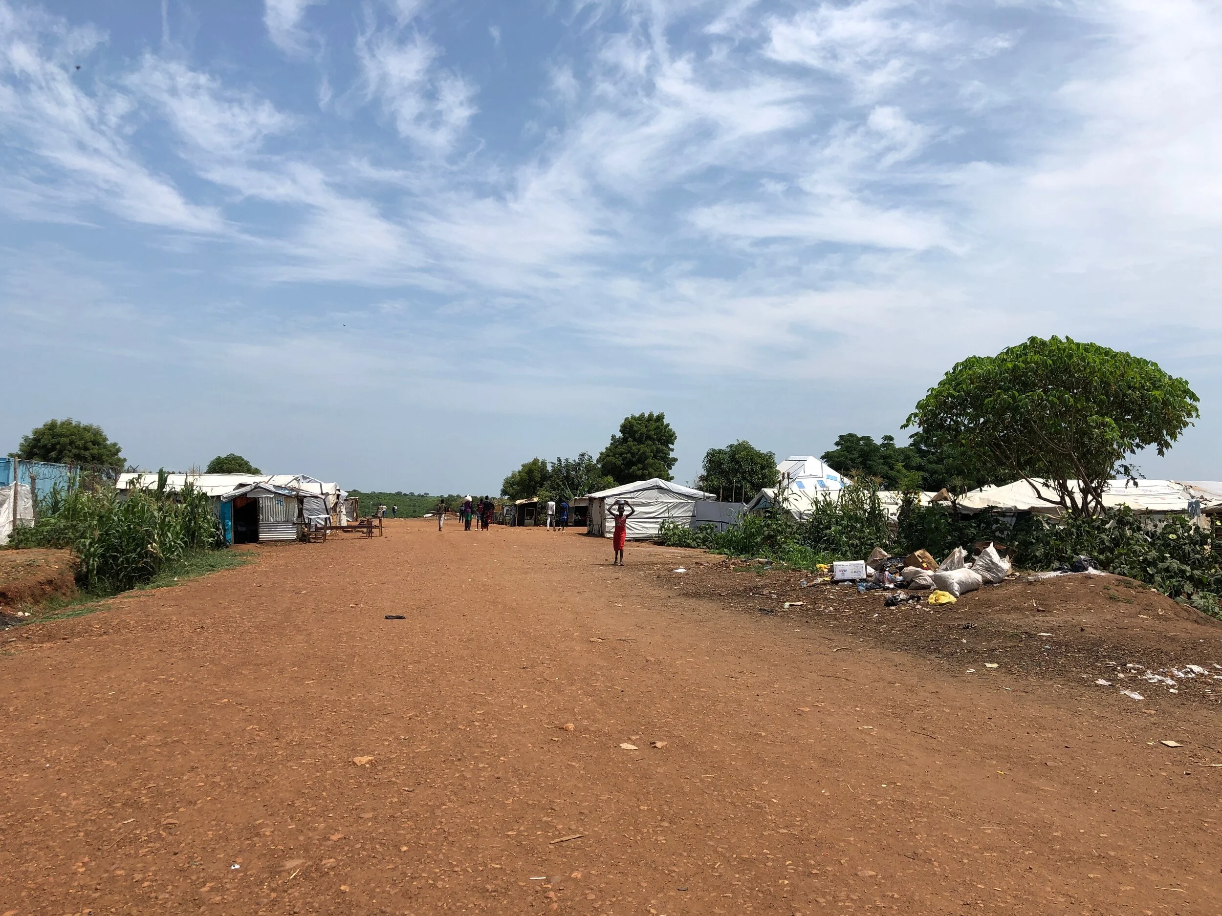 About 25,000 internally displaced people (IDPs) live in POC 3 in Juba. POCs are surrounded by fences and protected by UN Mission in South Sudan (UNMISS) peacekeeping troops.