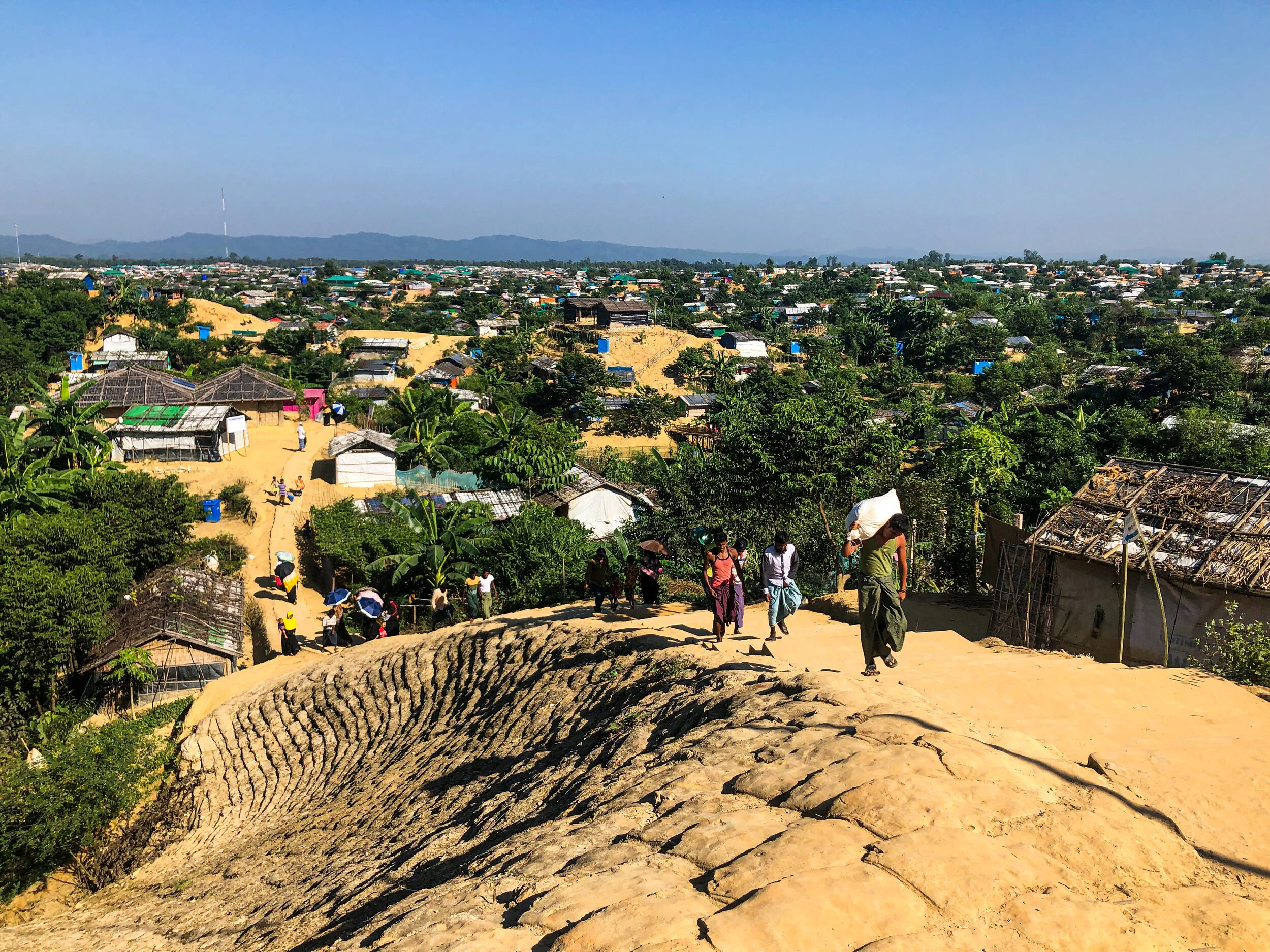 Rohingya refugees living in the mega-camp in Bangladesh. Photo by Aviva Shwayder/Refugees International.