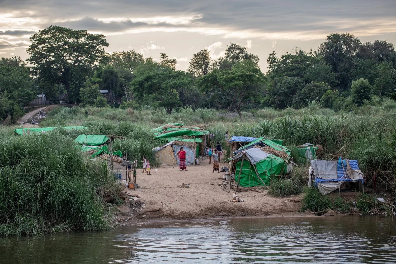 Paths Of Assistance Opportunities For Aid And Protection Along The Thailand Myanmar Border Refugees International