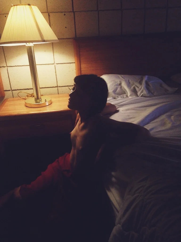 Ali in the "vintage" motel. 