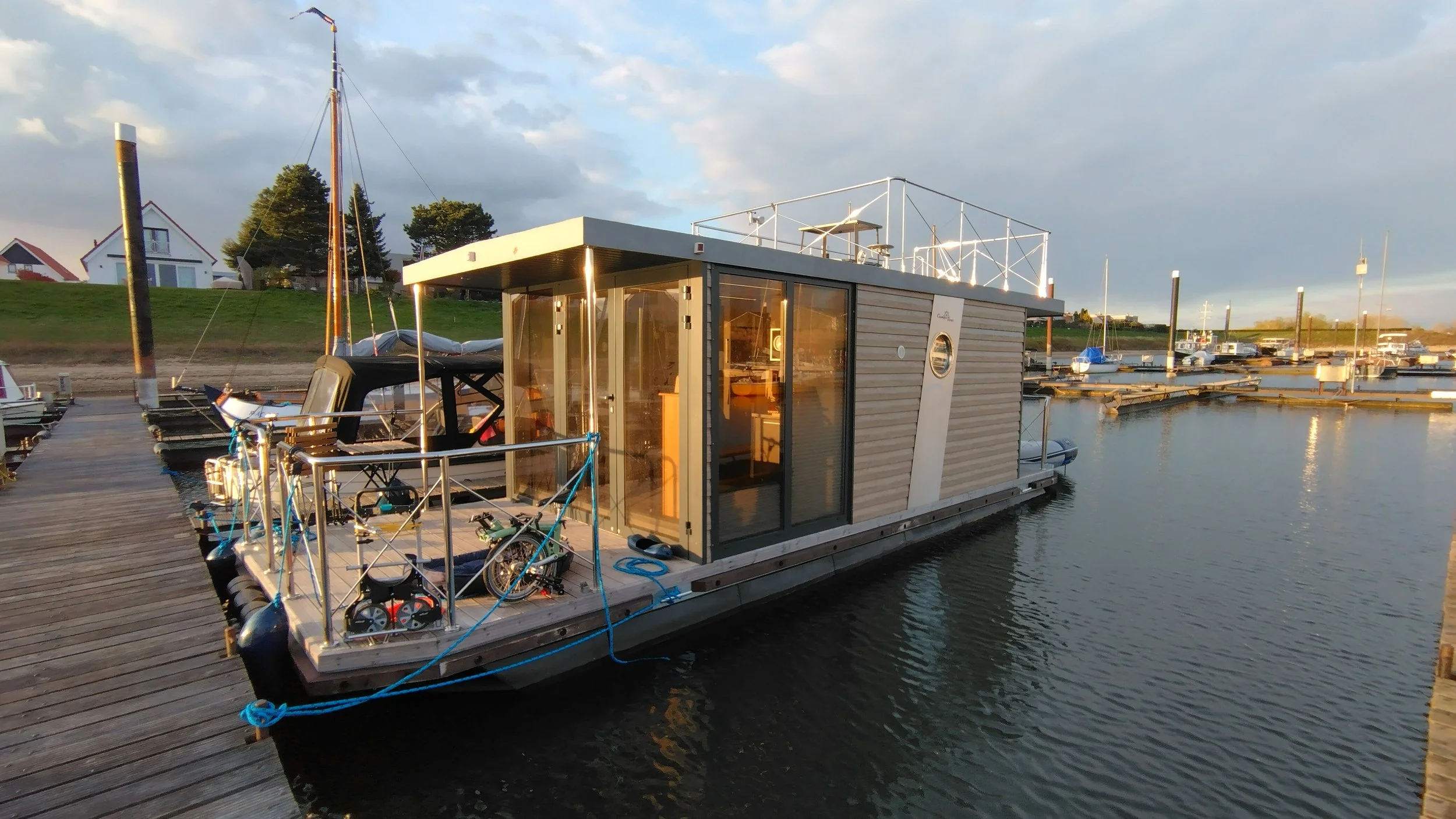 New alternative HOUSING new system ドイツ New alternative HOUSING new system ドイツ Could