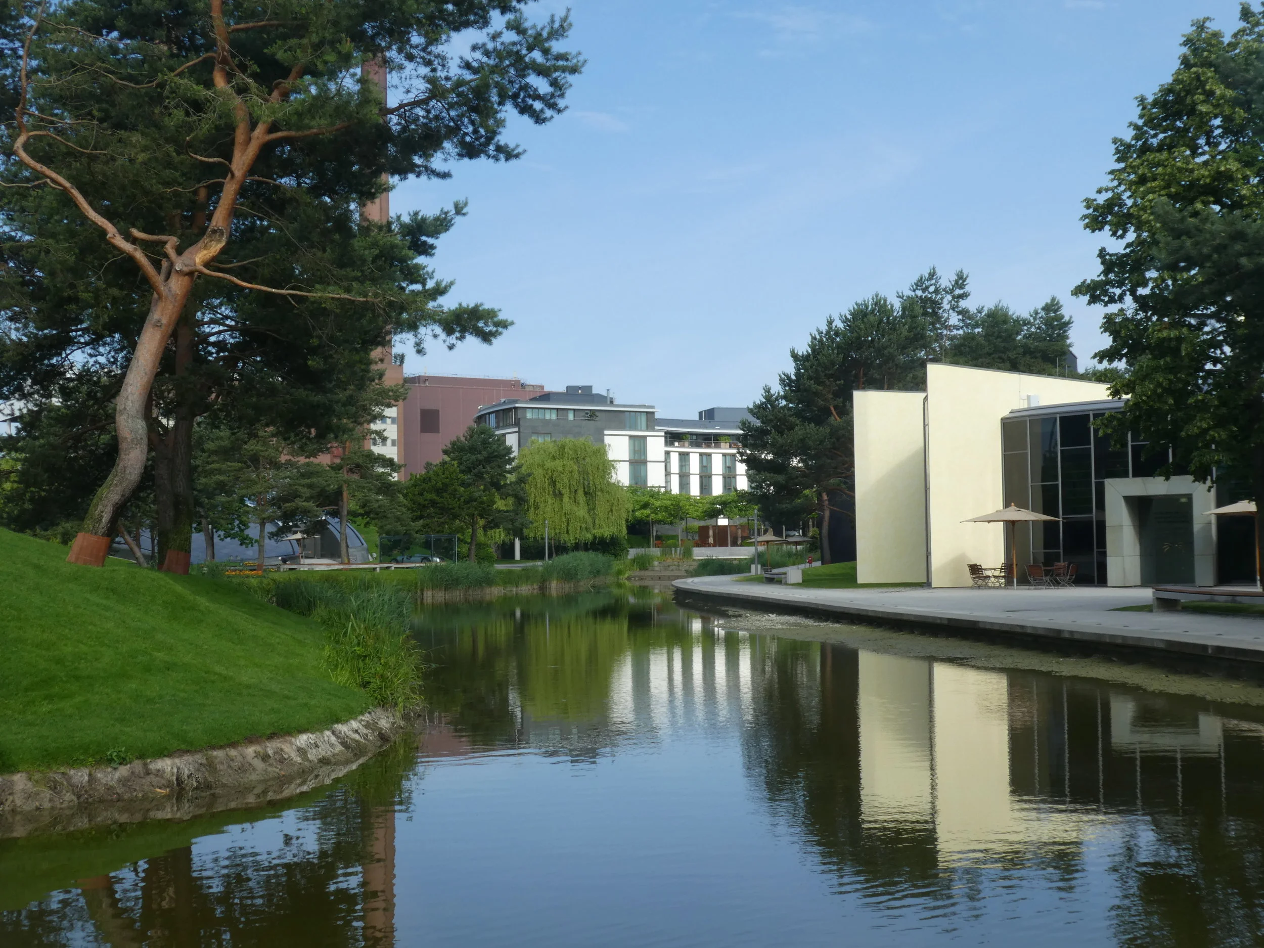 Inside the Autostadt, with view on the Ritz-Carlton Hotel and the Skoda Brand Pavilion (on the right)