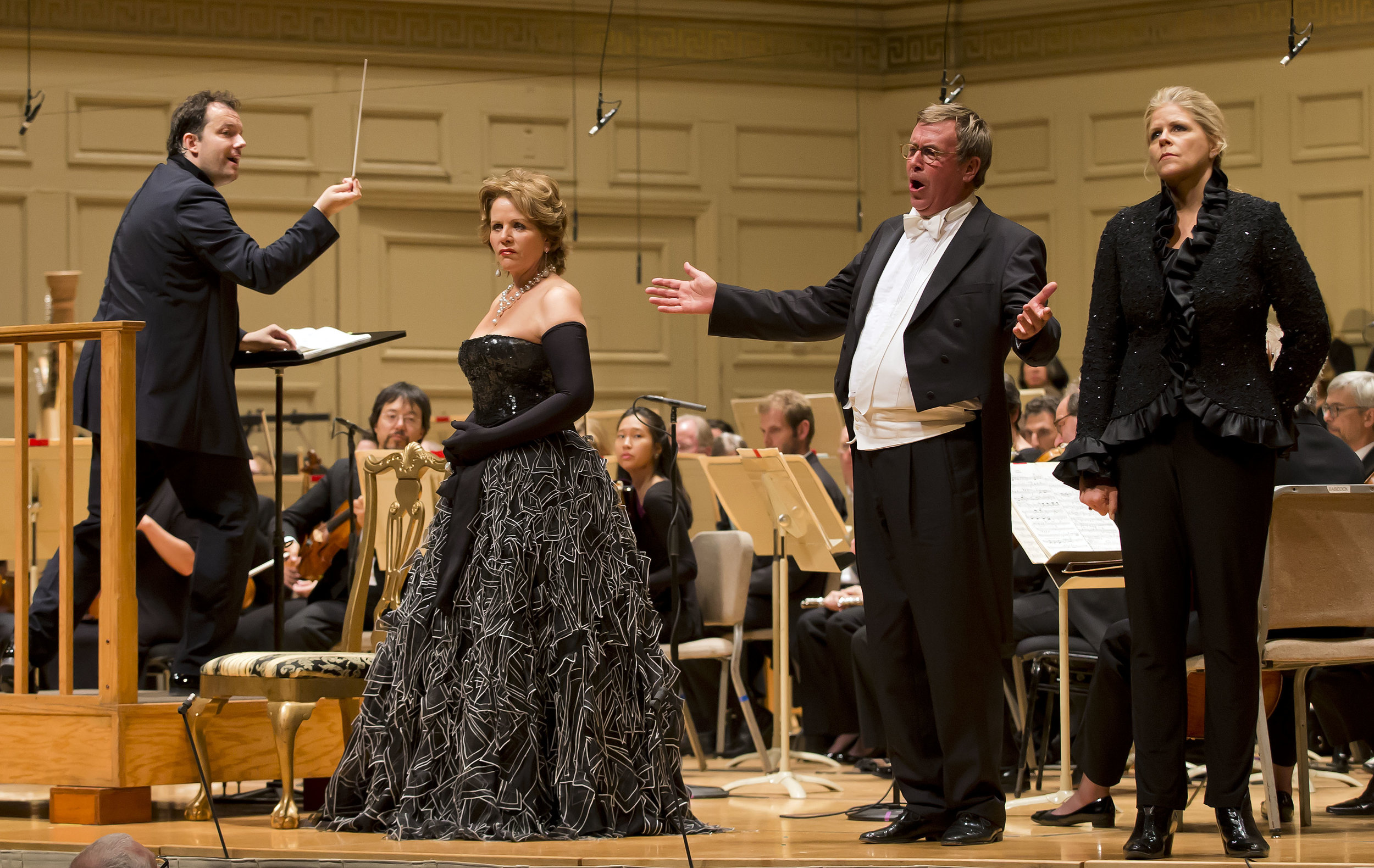 Andris Nelsons conducts. Renée Fleming as Marschallin, Susan Graham as Octavian. Winslow Townson photograph.