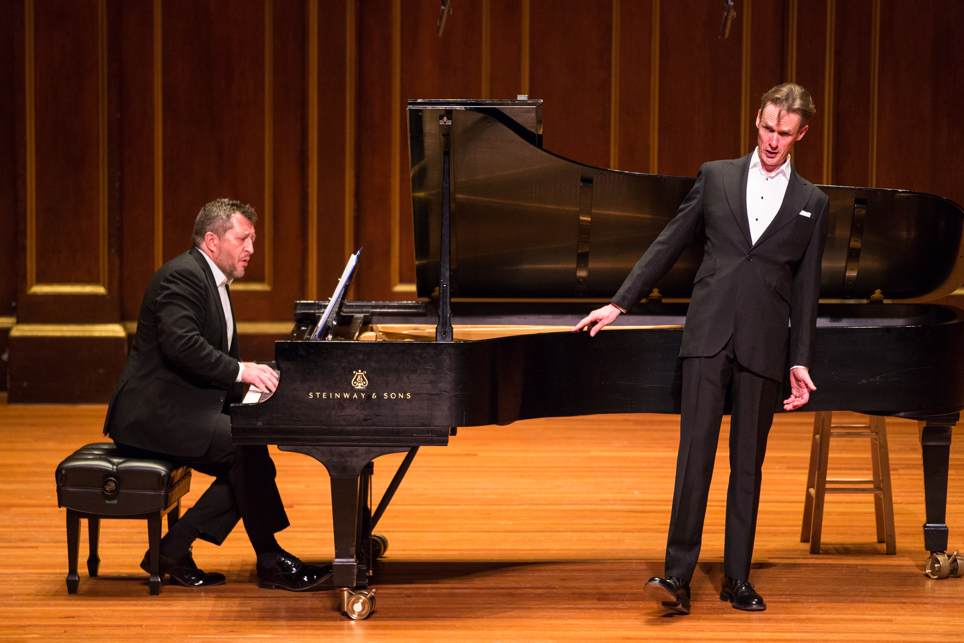 Tenor Ian Bostridge, with pianist Thomas Adès, sings Winterreise at Jordan Hall, 28 Oct. 2016. Robert Torres photograph.