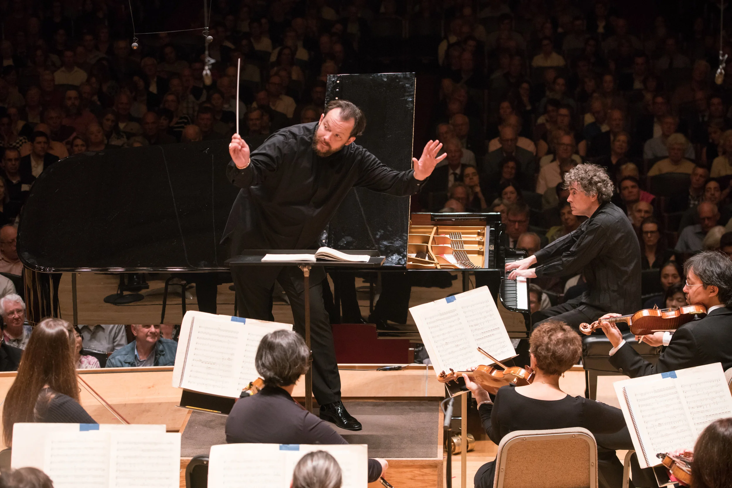 Andris Nelsons leads the Boston Symphony Orchestra with pianist Paul Lewis, Thursday, Sept. 28, 2017. Michael Blanchard photograph