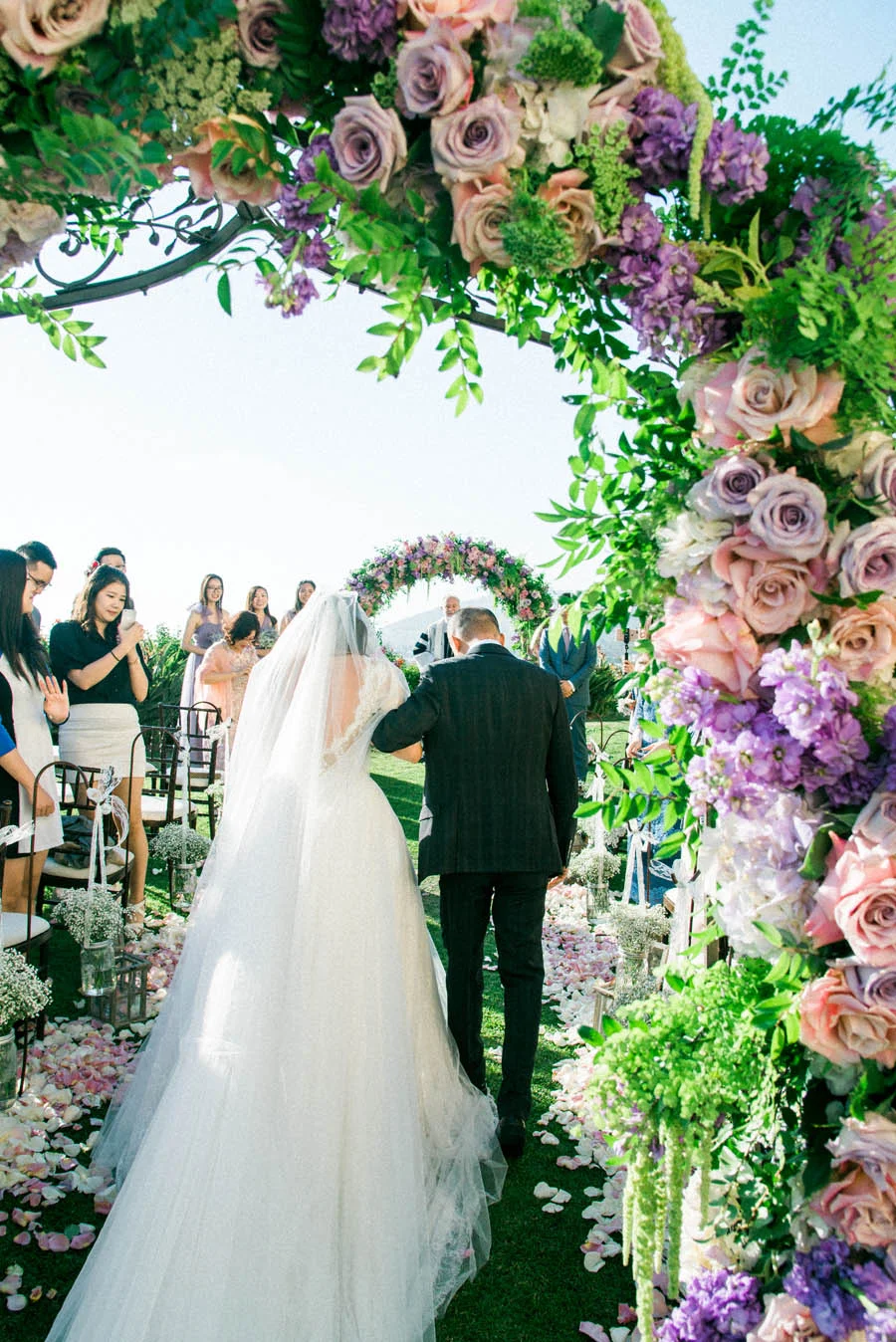 Outdoor-Wedding-Arch.jpg