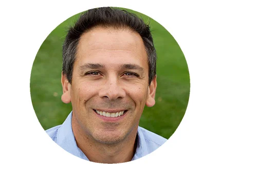 Jamey Shrier is a physical therapists that helps other therapists automate their practices.