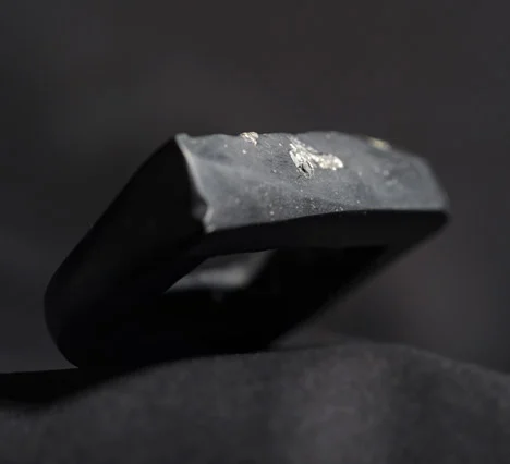 Black Double ring, pyrite & resin