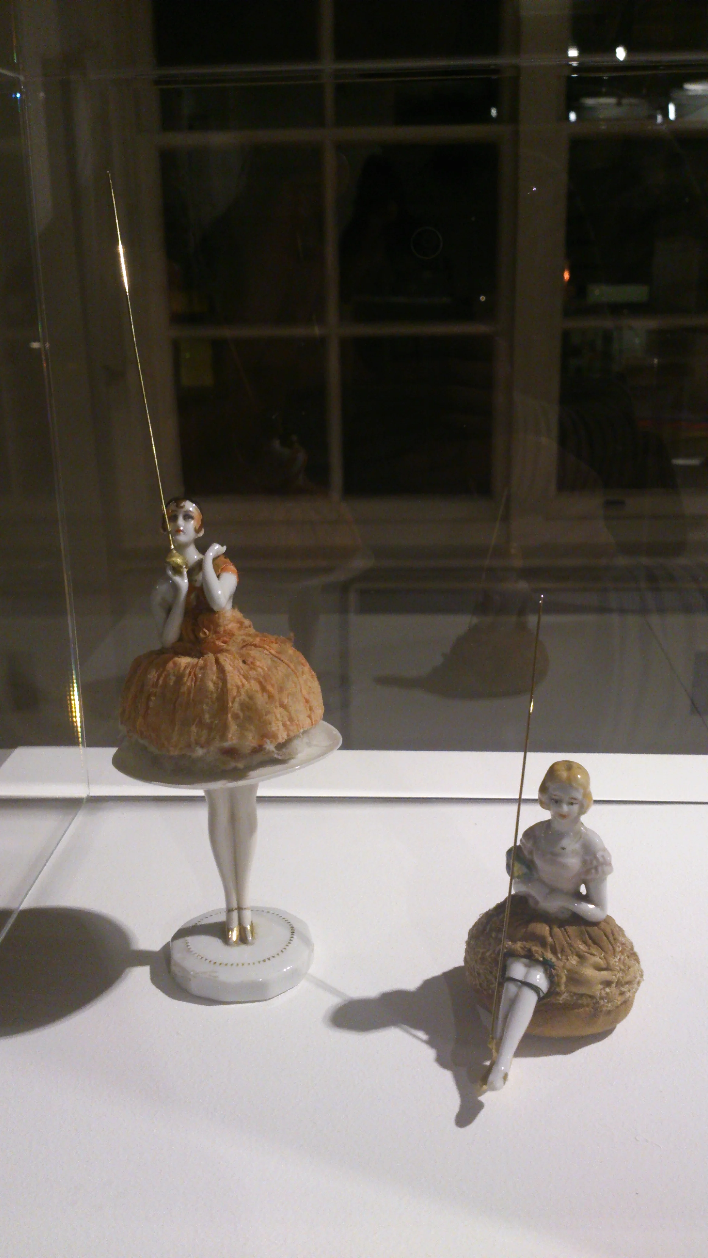Pin Holders, 2009 Antique pin cushions, gold Maria Milit si 
