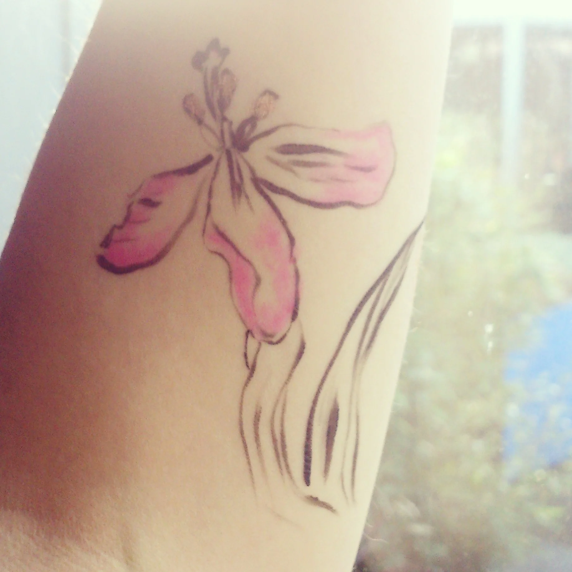 jade mellor hand painted flower makeup.jpg