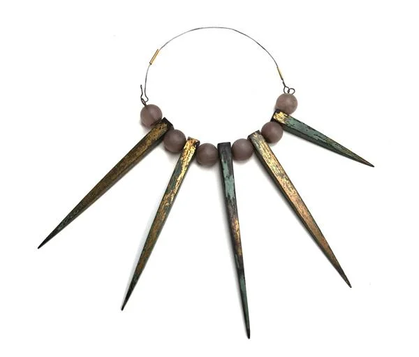 Bernhard Schobinger, Blitzableiterkette, 1990, necklace, copper, gold fire gilding, patina, rose quartz spheres, gold, stainless steel, photo: Gallery S O