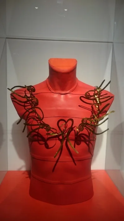 Showstopping necklace to greet you at The Boldness of Calder