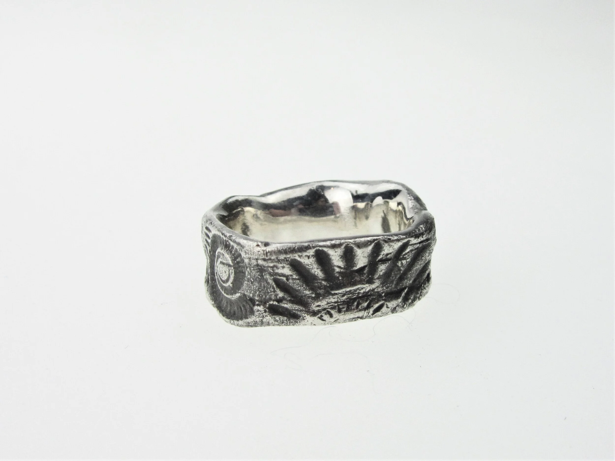jade mellor silver fossil ammonite ring 4.JPG