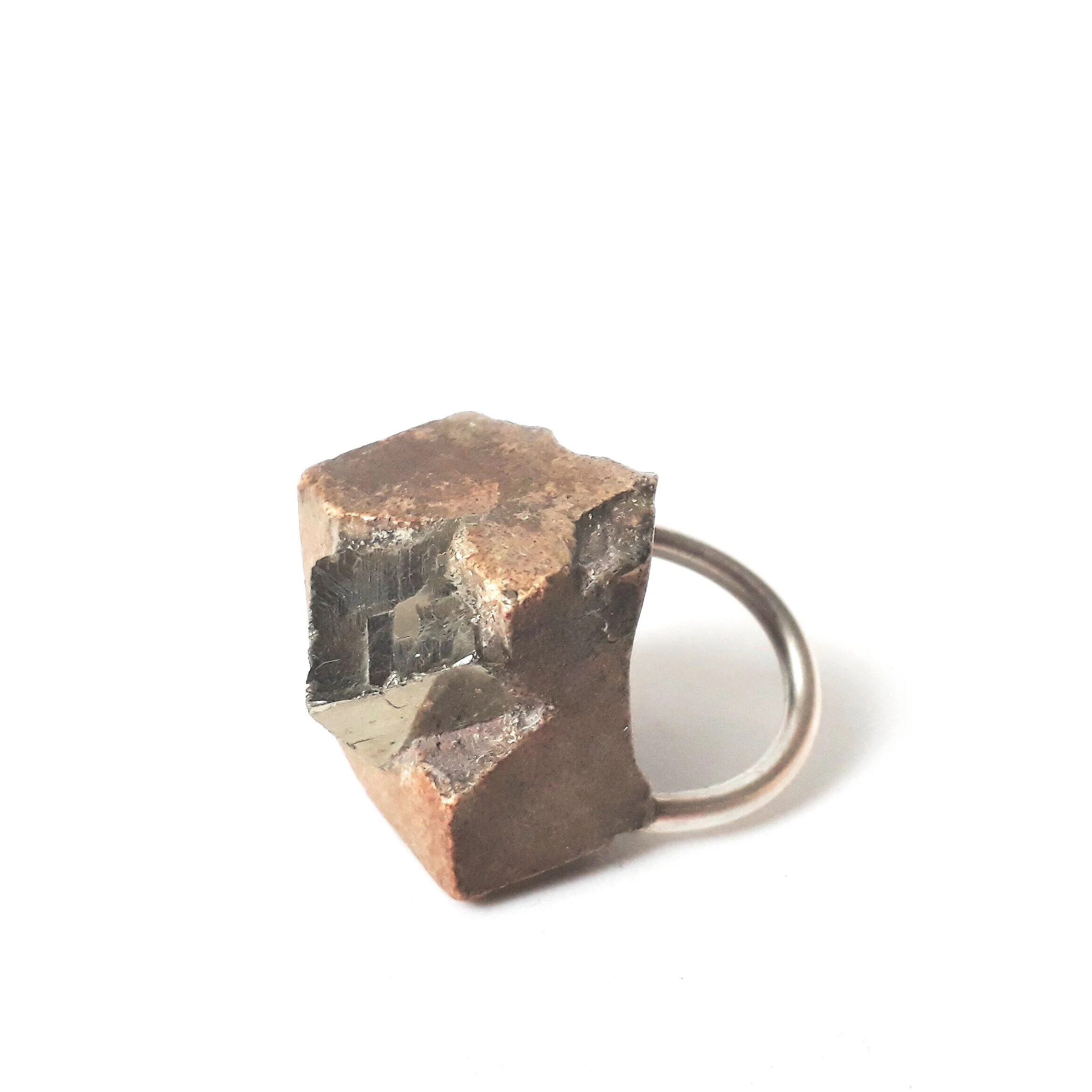 JADE+MELLOR+PYRITE+CUTE+MINERAL+RING+RUST+COLOURED+RESIN+SILVER.jpg