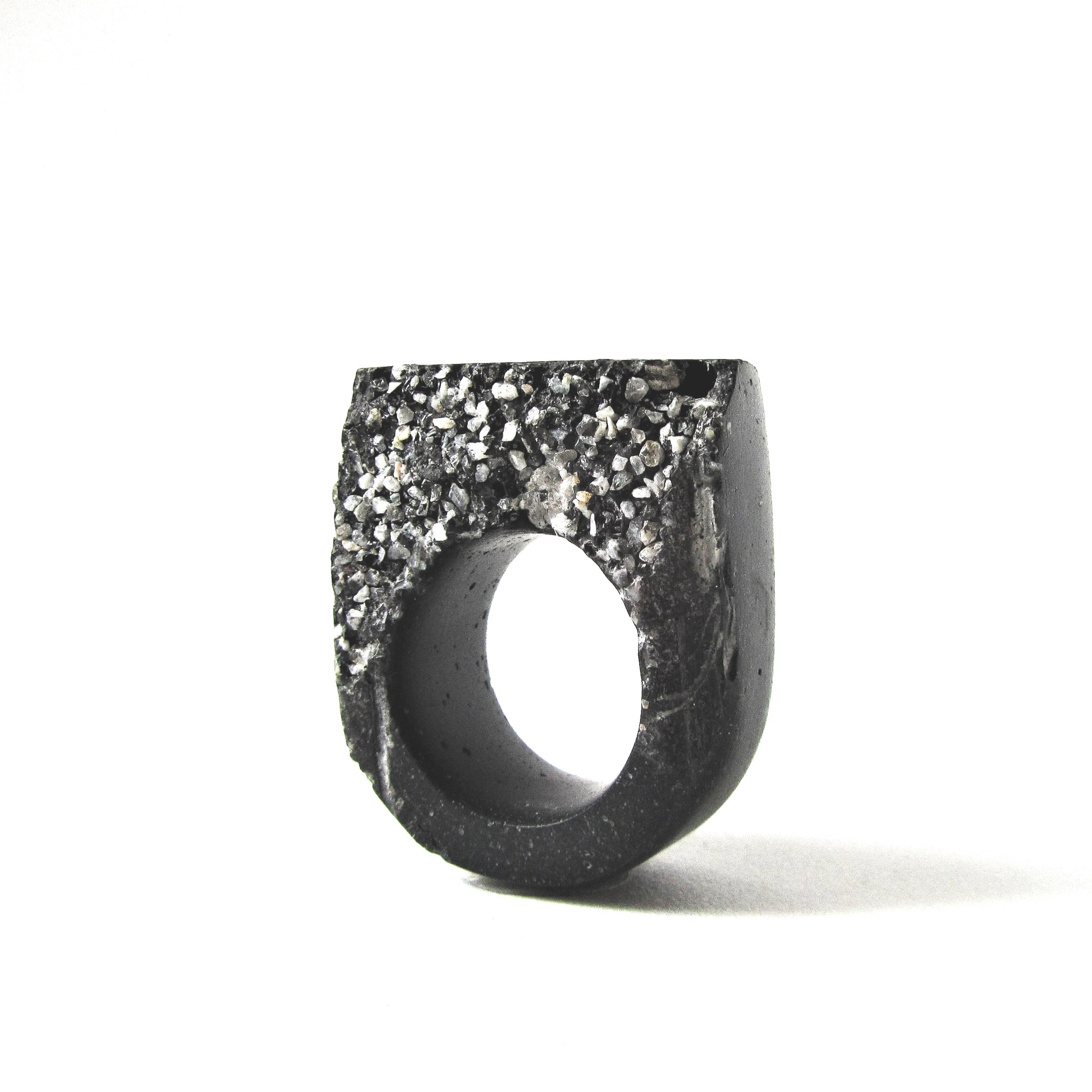 jade+mellor+hewn+ring+dark+charcoal+grey+granite+hewn+resin+ring+4.jpg