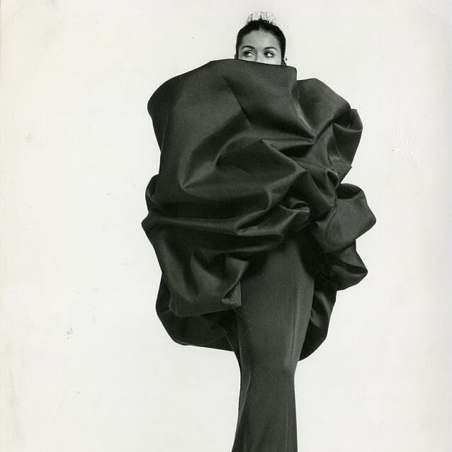 Anyone else feel like they're cocooning right now? Or just me? 🐛

#nearlythere
#openingsoon #balenciagaarchive #balenciagacocoon #cocoondress #wrapmeup #snugasabuginarug #sculpturalfashion #dressupathome #pupatebutmakeitfashion