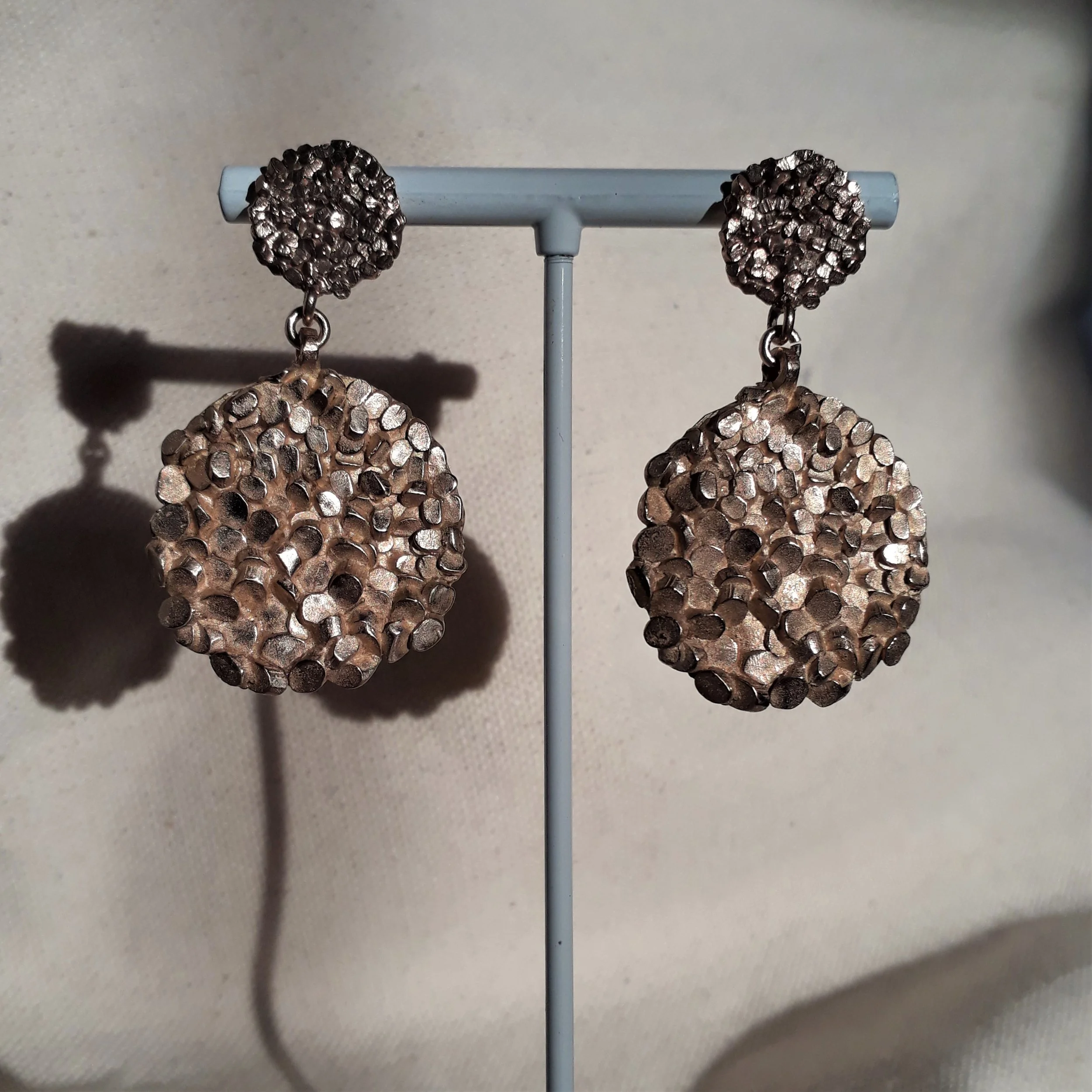Caddis Disc Drop earrings