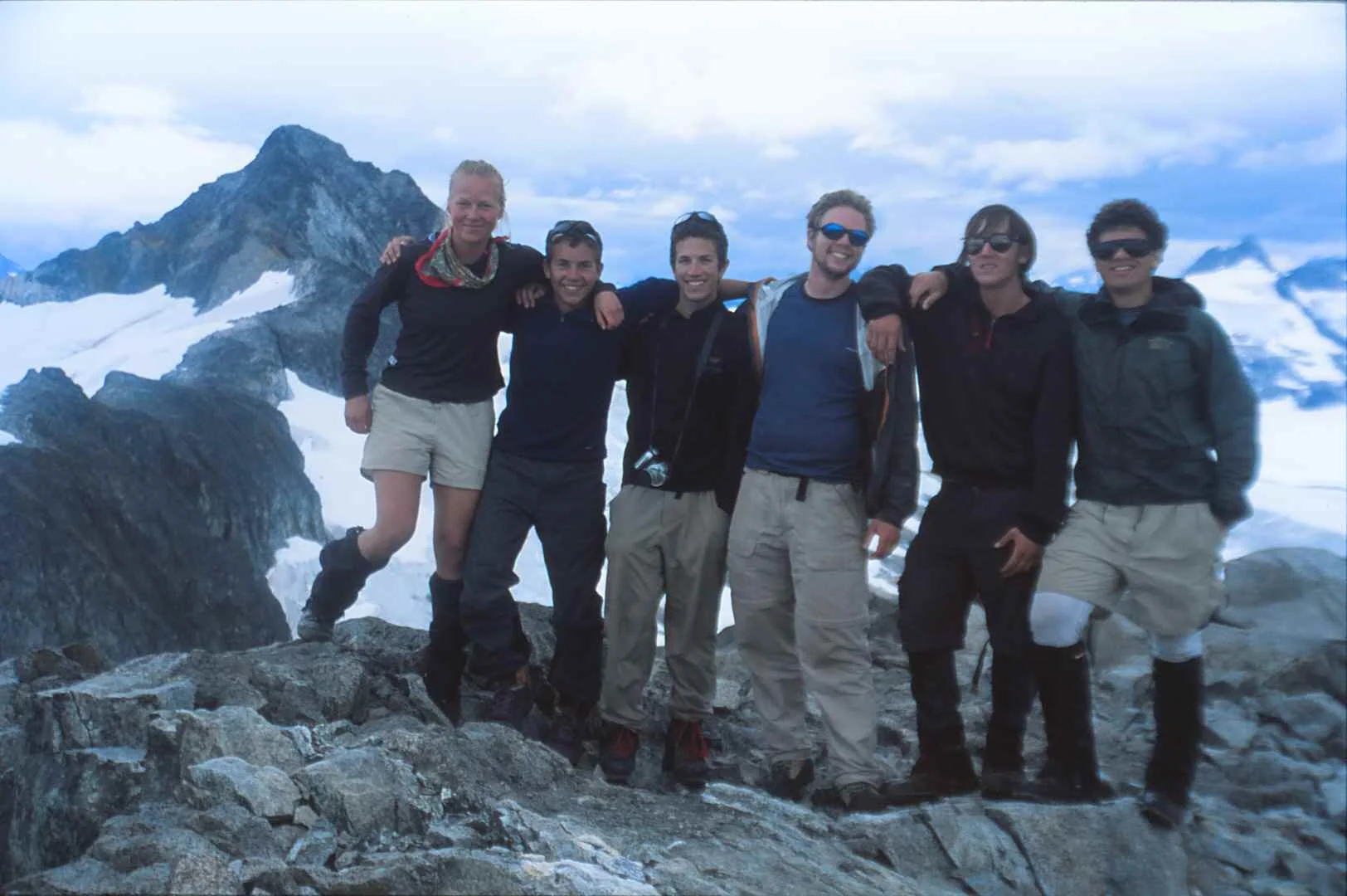 Six of the JIRPers of 2004 on top of 'Taku B'. From left to right: Kate Harris,
Riley Hall, Evan Burgess, Keith (Laskowski) Ma, Winston Macdonald, and
Robert Koenig. Photo: M. J. Beedle