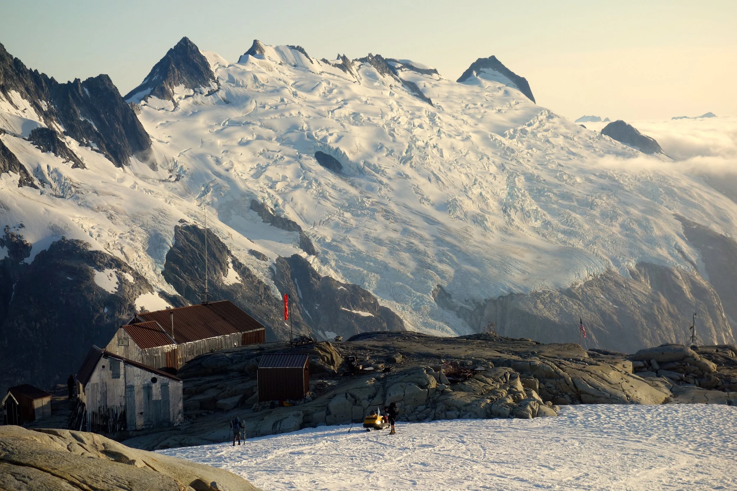 Our last large camp, near the divide between the U.S. and Canadian side of the icefield. Photo credit: Kenzie McAdams.