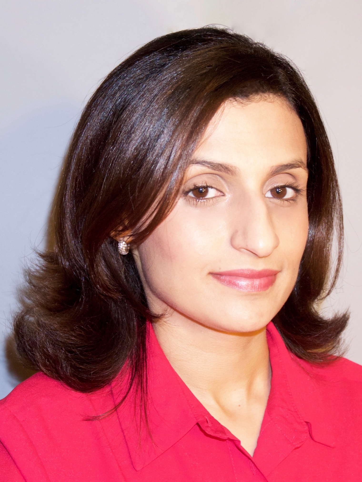 Rabab Almoayad Senior Project Associate