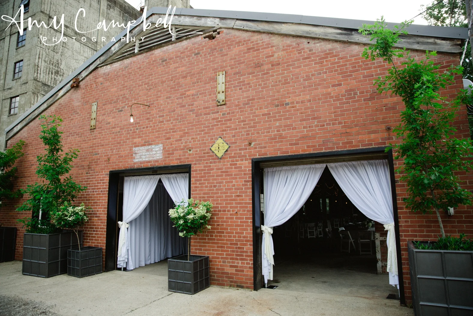0108_laurendon_wedss_AmyCampbellPhotography_.jpg
