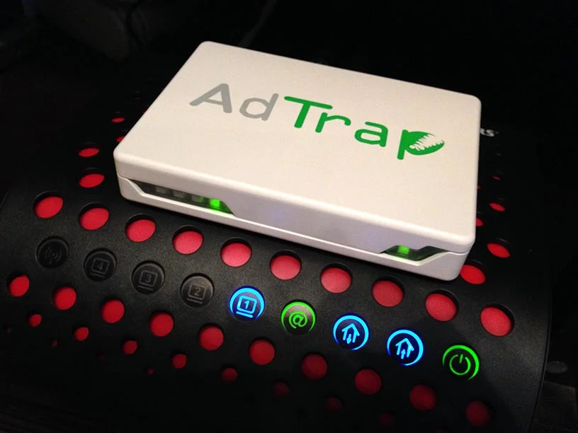 The AdTrap, briefly online atop my Rogers-supplied HitronTechnologies modem/router—one of the worst pieces of hardware I have ever used.