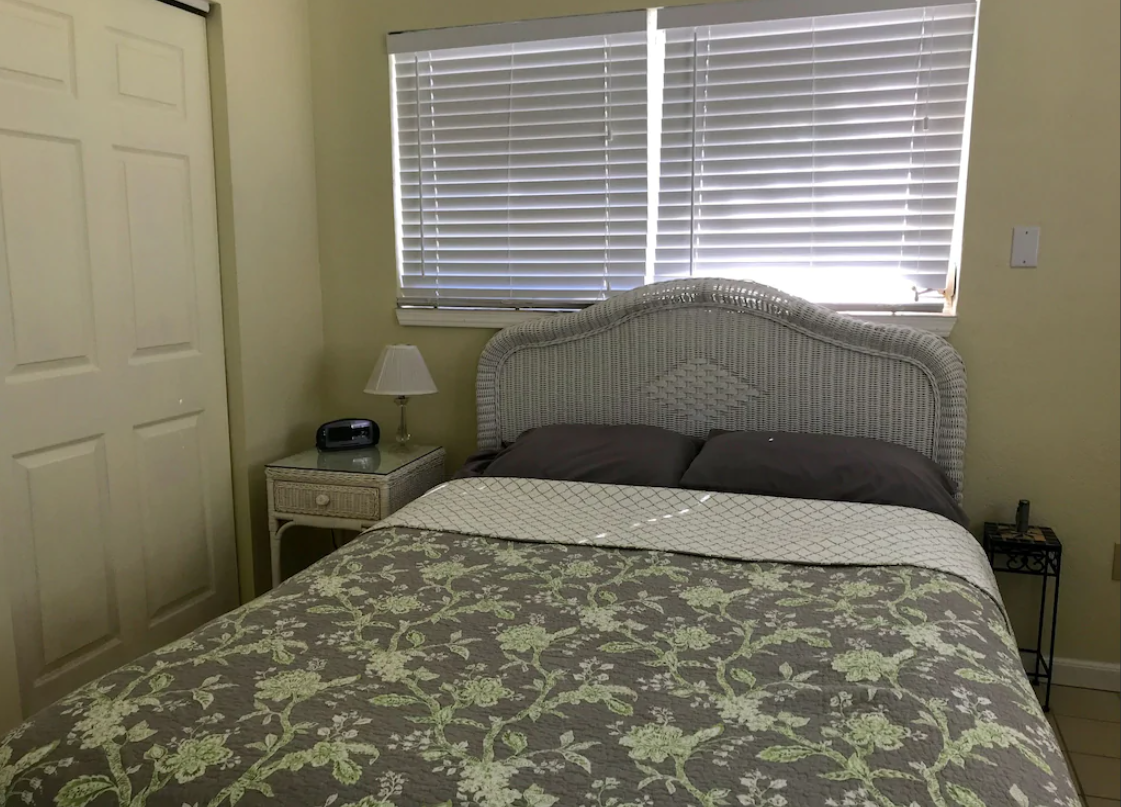 cottage one bedroom.PNG