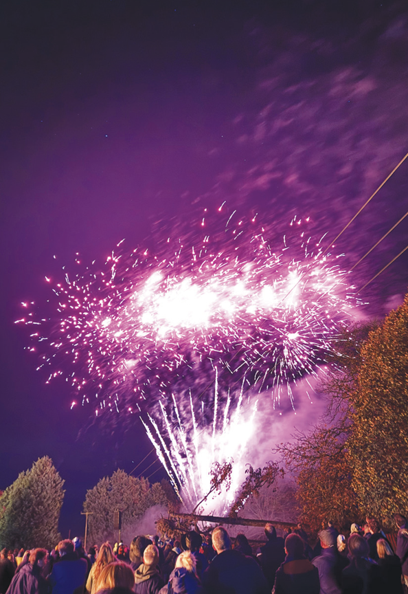 Cuckfield Bonfire Fireworks.png