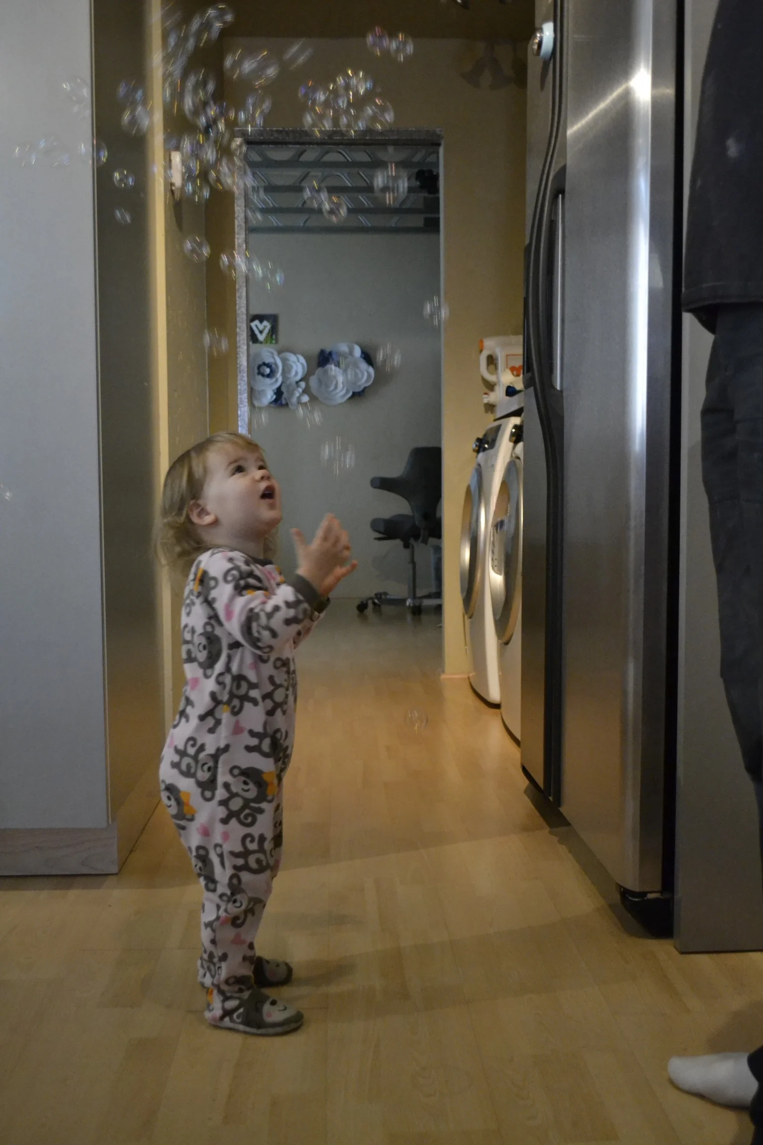 the bubbles are still a hit...even three days later. bubbles every morning after breakfast has become the norm.