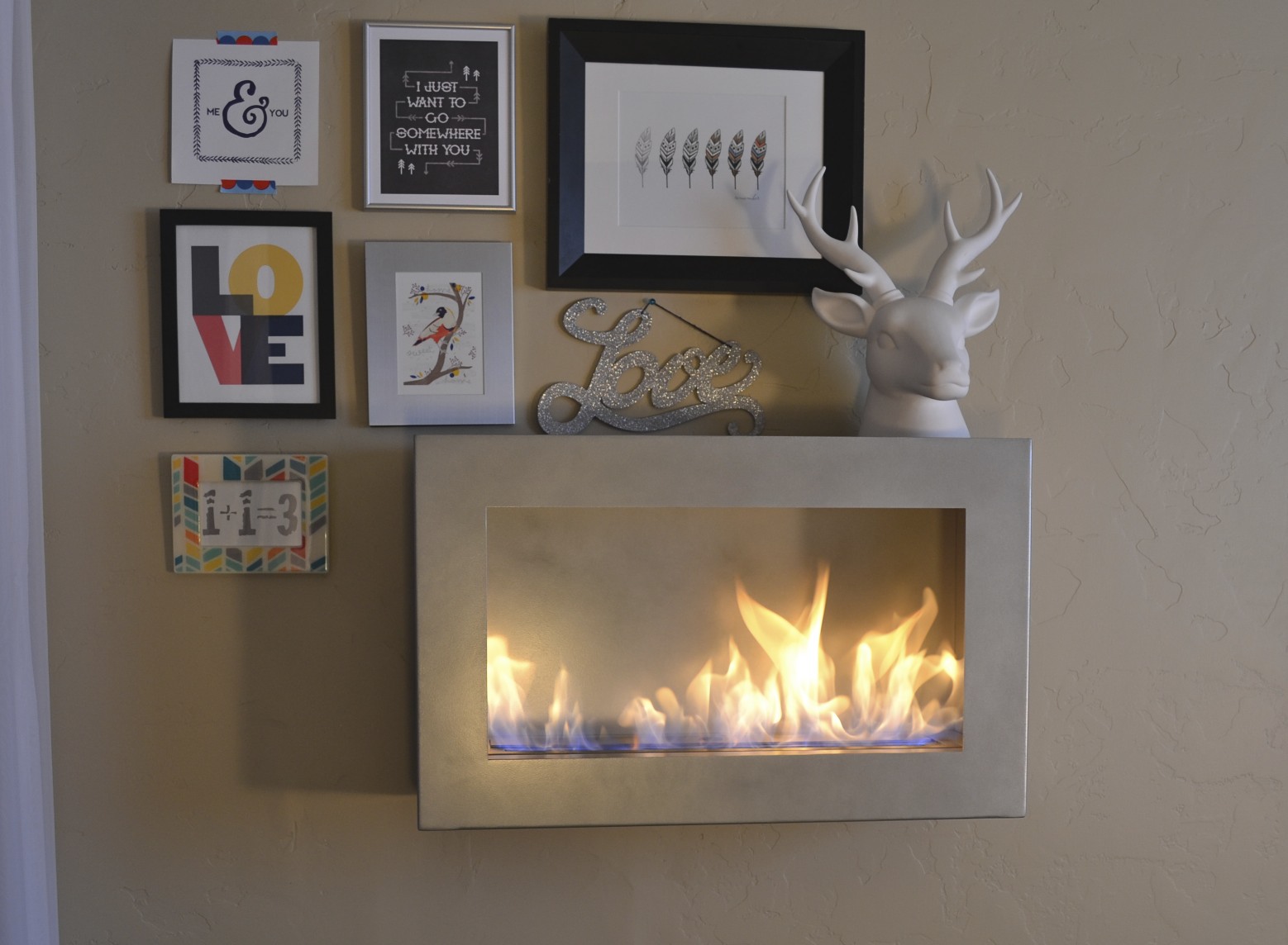 Brasa fireplace, included. 