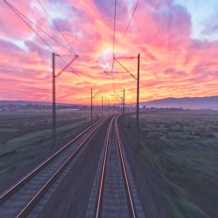 train+image.jpg
