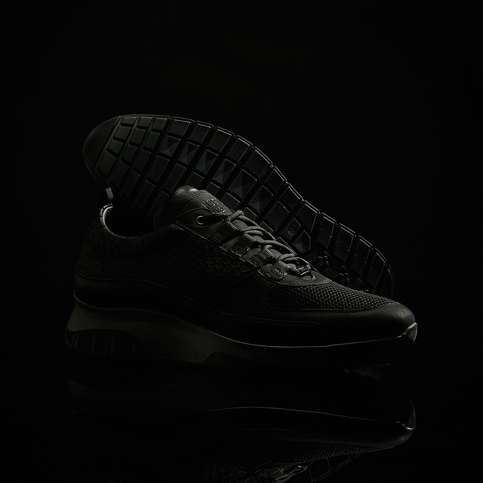 nubikk-shoe-animation-black-studio.gif