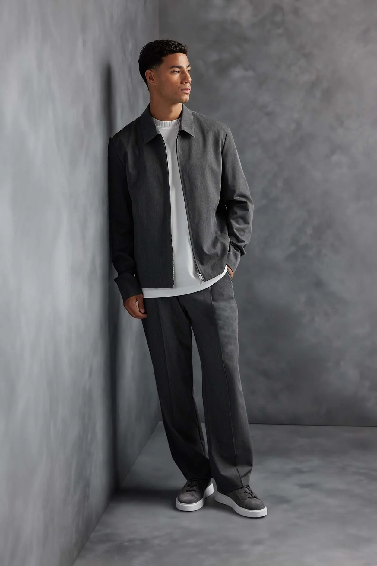 Campagne fotoshoot in de studio met modellen Genti AW2601.jpg