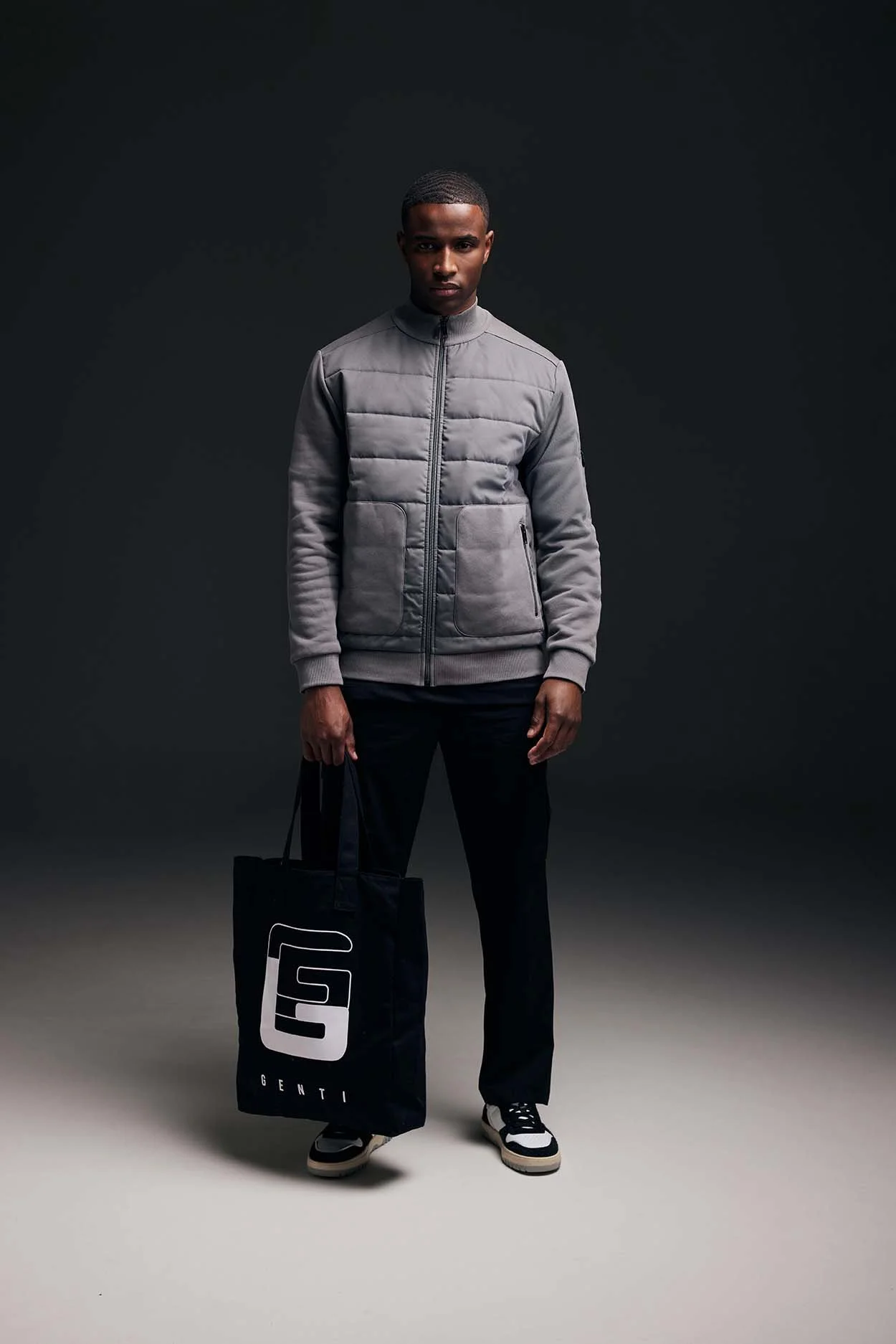 Campagne fotoshoot in de studio met modellen Genti AW2505.jpg