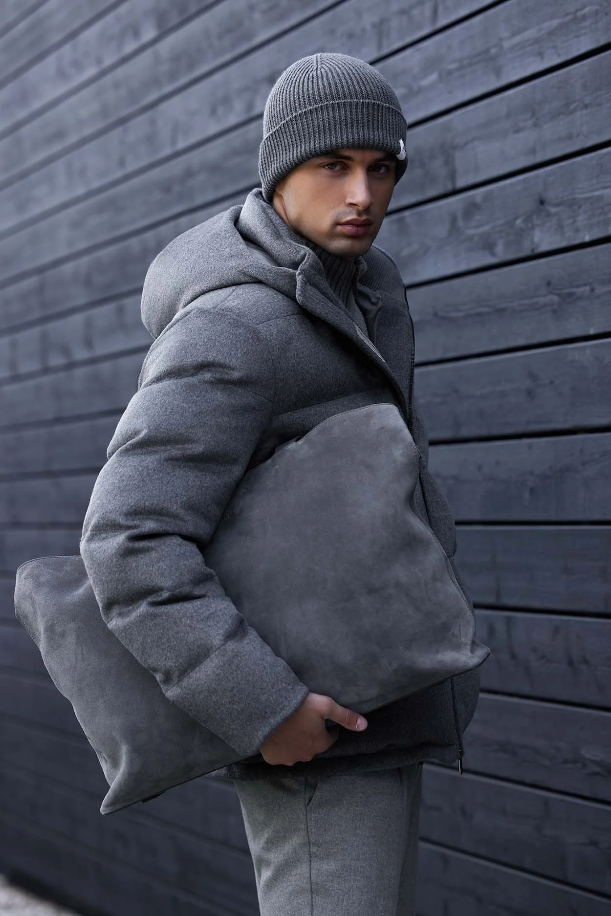 Campagne fotoshoot op locatie met modellen Gentiluomo AW26 16.jpg