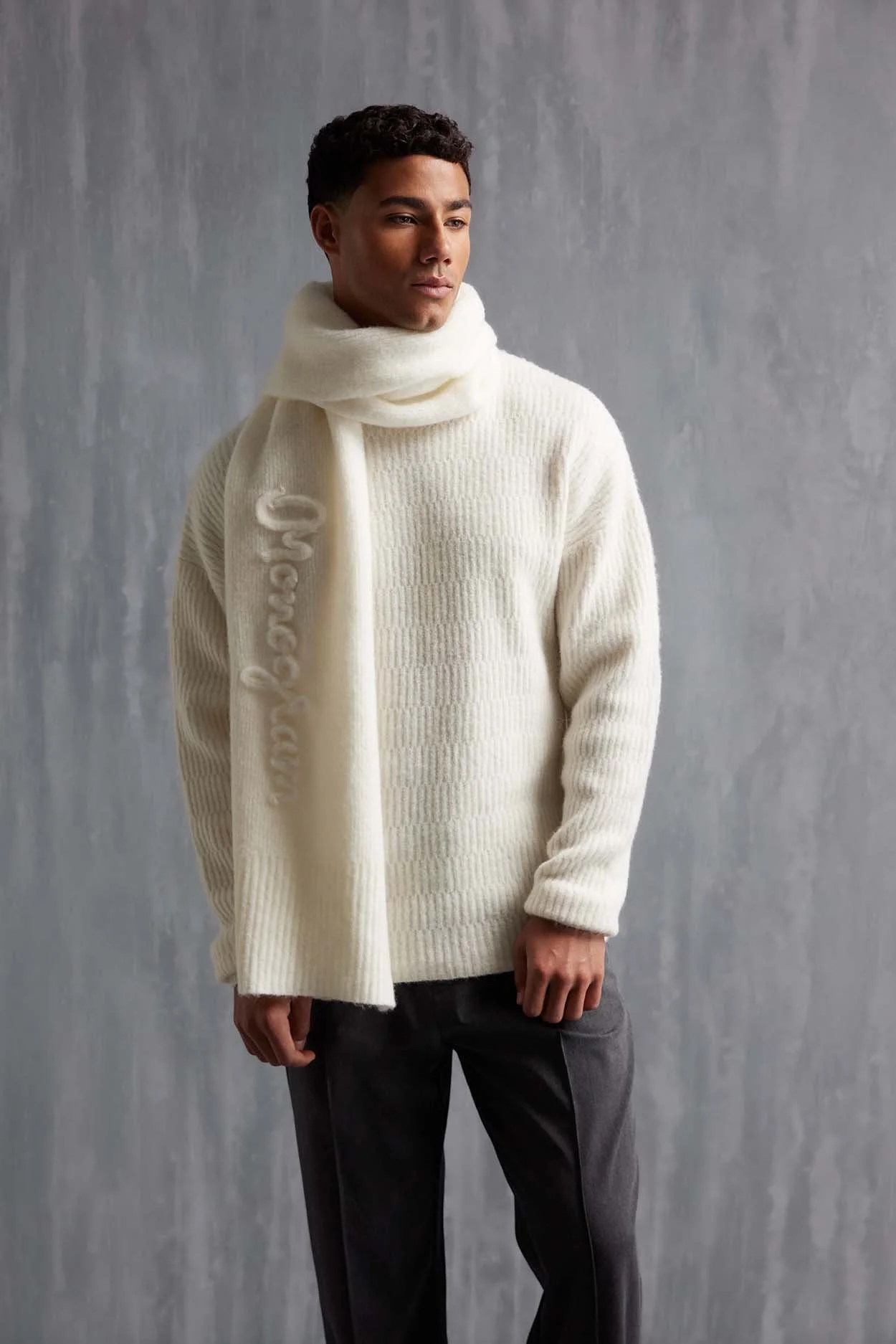 Campagne fotoshoot in de studio met modellen Genti AW2611.jpg